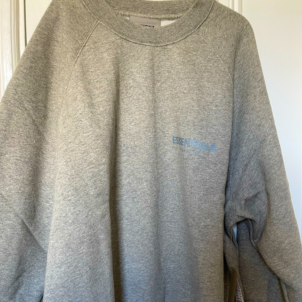 ESSENTIALS FEAR OF GOD SWEATSHIRT
